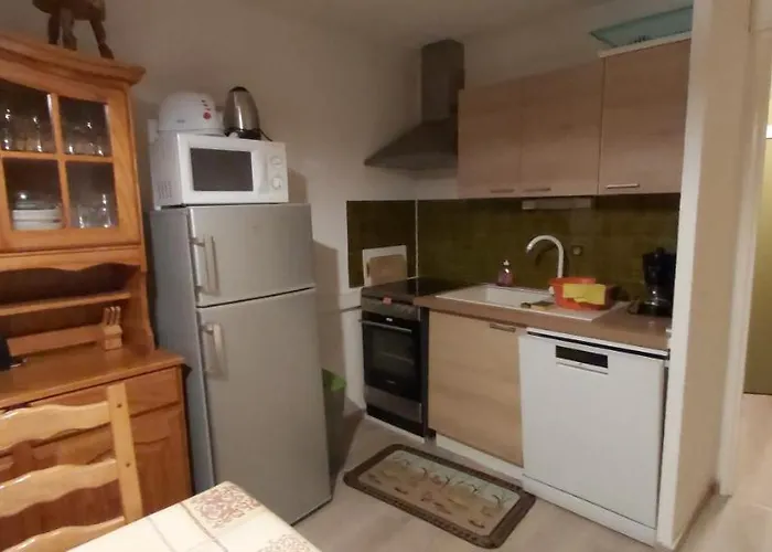 Ideal Pour Les Apartment *